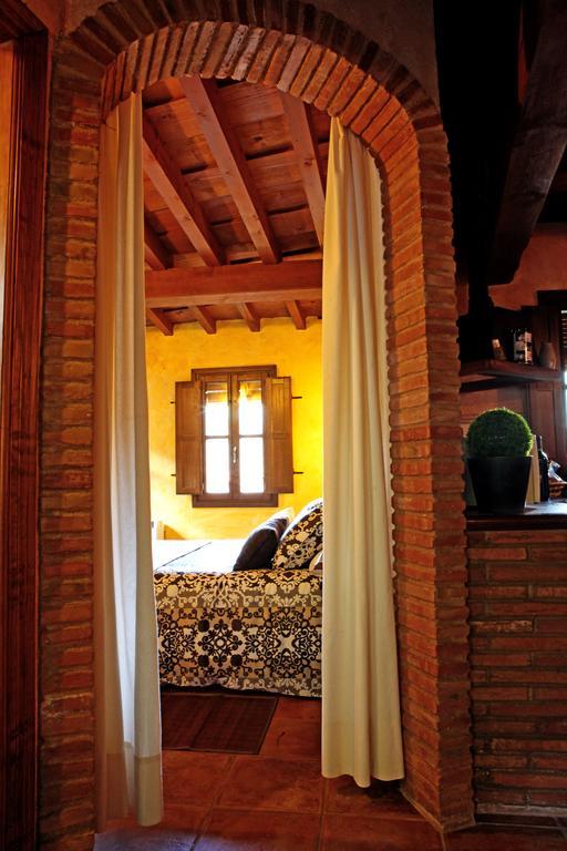 Apartamentos Rurales La Solana Robledillo De Gata Esterno foto