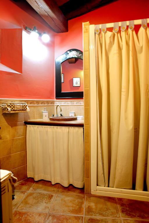 Apartamentos Rurales La Solana Robledillo De Gata Esterno foto