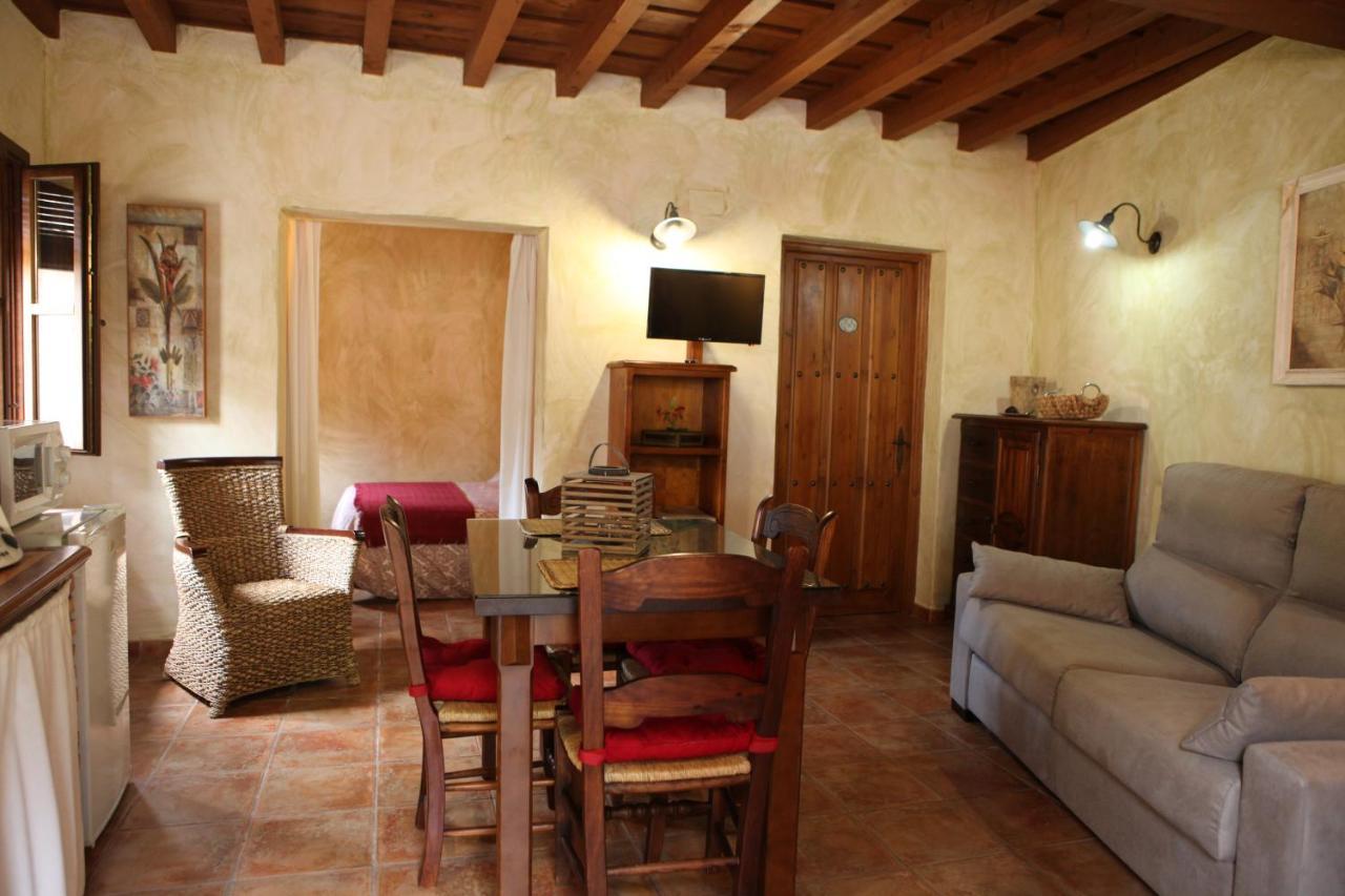 Apartamentos Rurales La Solana Robledillo De Gata Esterno foto